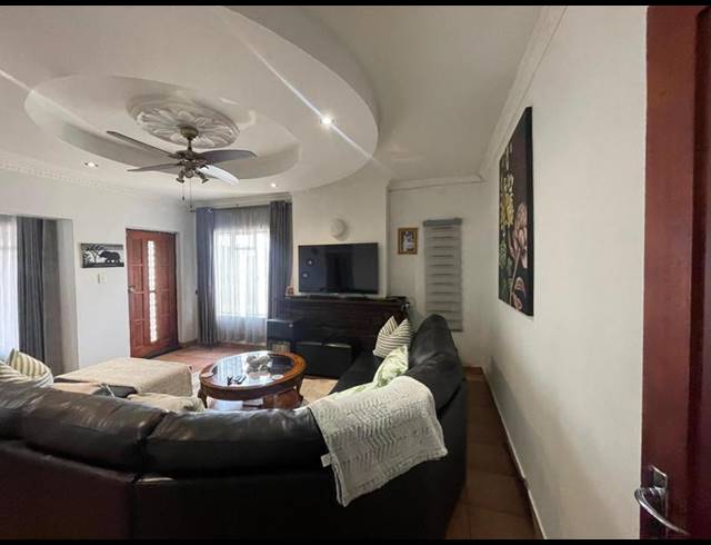 3 BEDROOM HOUSE FOR SALE IN LEONDALE